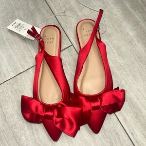 Red bow flats NWT!